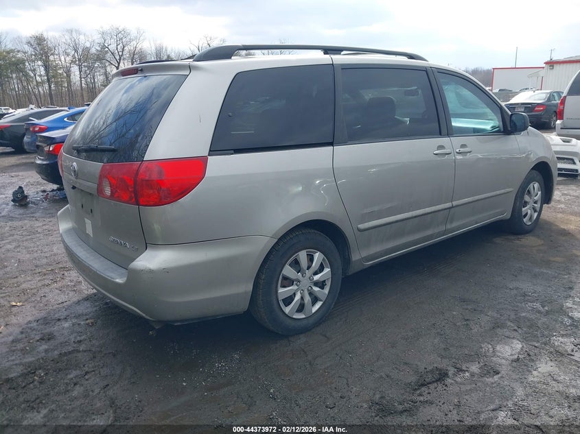 2007 Toyota Sienna Le