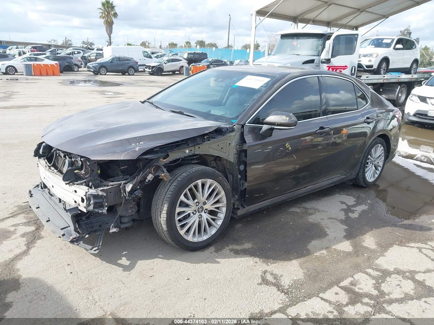 2018 Toyota Camry Hybrid Xle