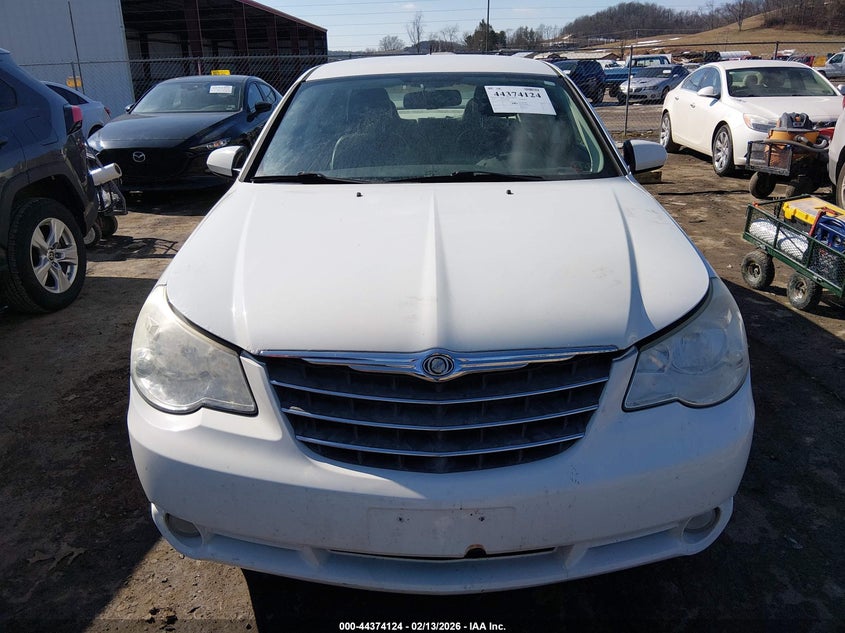 2010 Chrysler Sebring Limited VIN: 1C3CC5FB6AN117066 Lot: 44374124