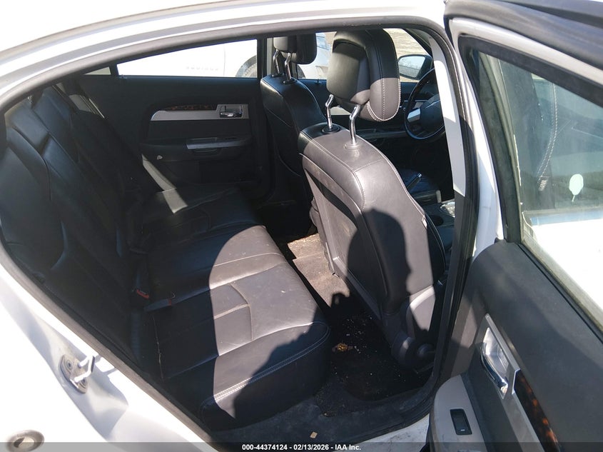 2010 Chrysler Sebring Limited VIN: 1C3CC5FB6AN117066 Lot: 44374124