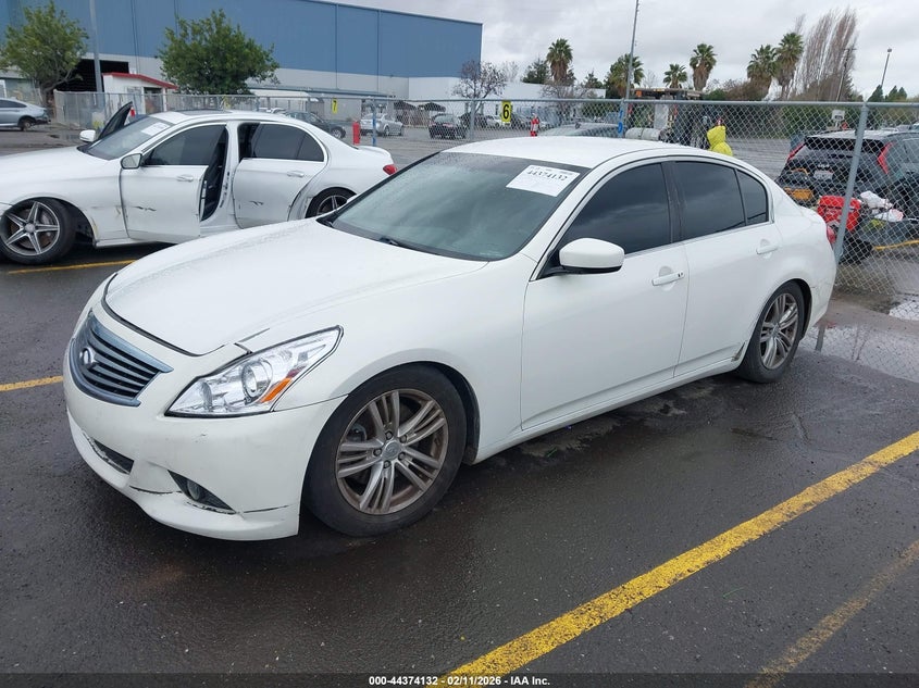 2011 INFINITI G37 auction photo 2