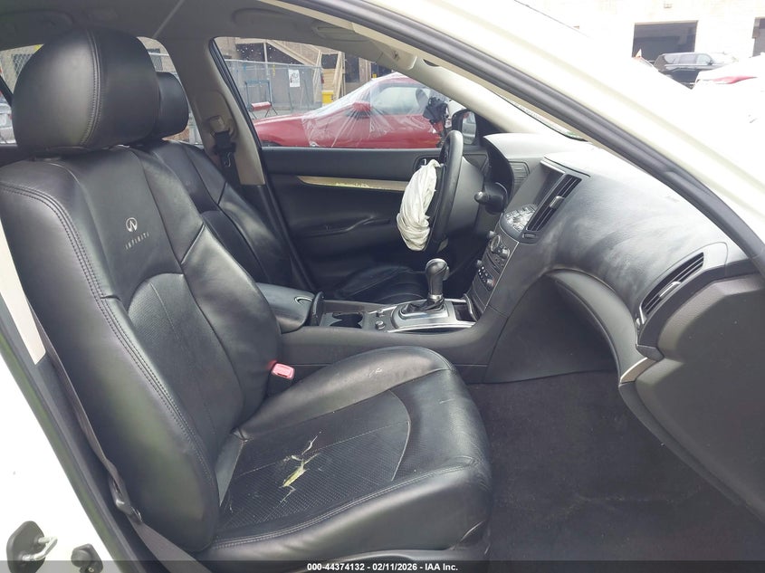 2011 INFINITI G37 auction photo 5