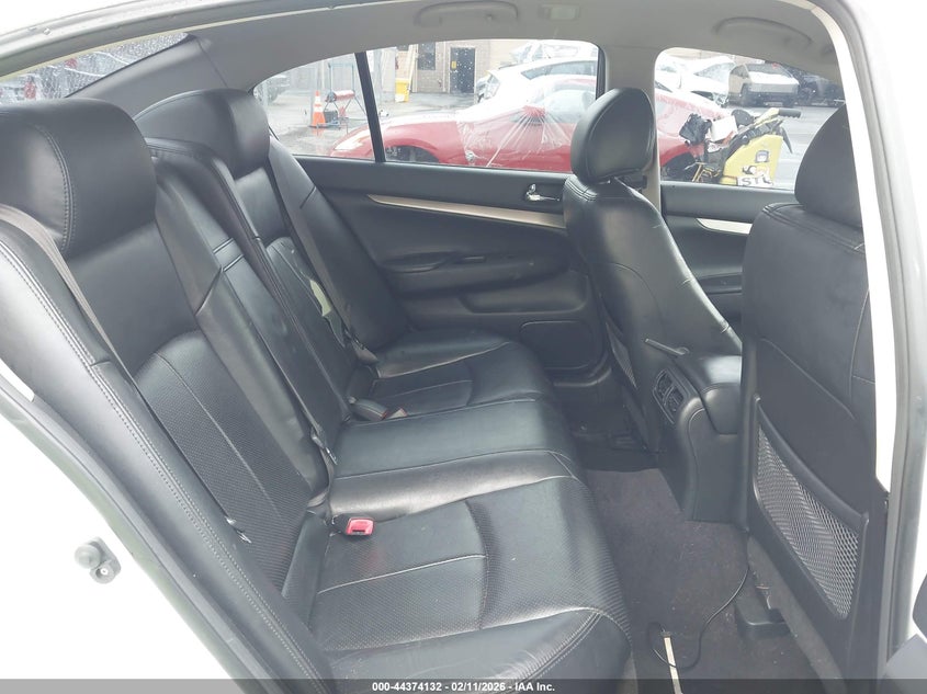 2011 INFINITI G37 auction photo 8