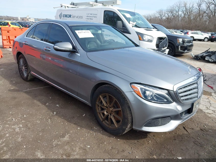 2015 Mercedes-Benz C 300 Luxury 4Matic