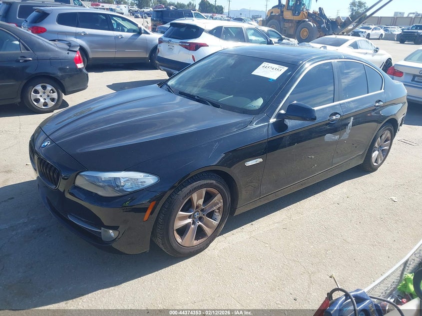 Vin: wbaxg5c54ddy33939, lot: 44870840, bmw 528i 20132