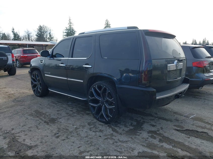 2007 Cadillac Escalade Standard