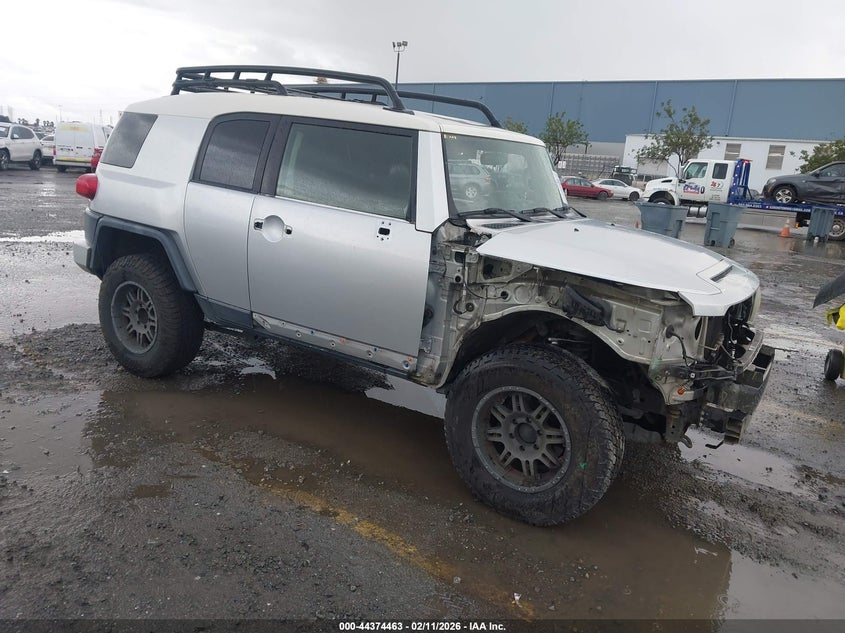 2007 TOYOTA FJ CRUISER