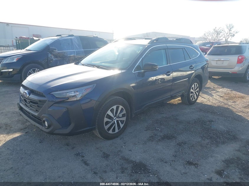 2025 Subaru Outback Premium