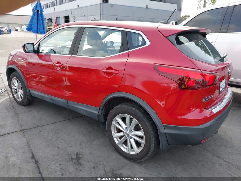 2018 Nissan Rogue Sport S