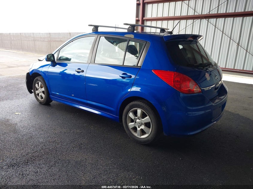 2011 Nissan Versa 1.8Sl