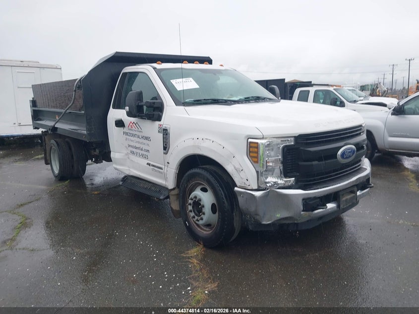1FDUF5GT1KEE59231 2019 Ford F-550 Chassis Xl auction photo 1