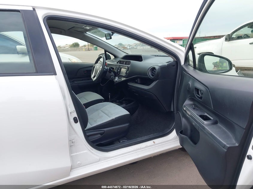 2015 Toyota Prius C One