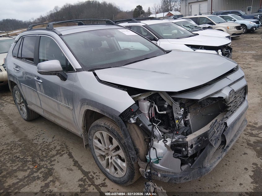 2025 Toyota Rav4 Xle Premium