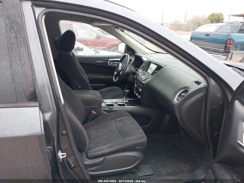 2014 Nissan Pathfinder Sv