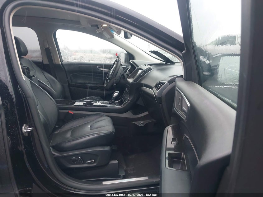 2016 Ford Edge Titanium