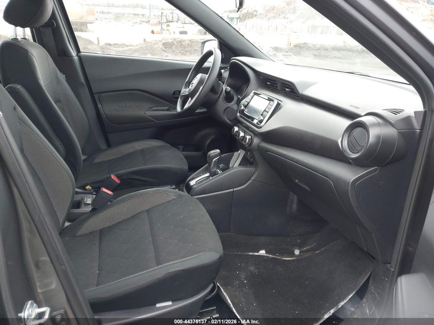 2020 Nissan Kicks S Xtronic Cvt