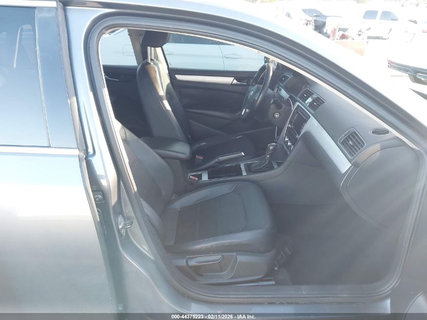 2012 Volkswagen Passat 2.5L Se