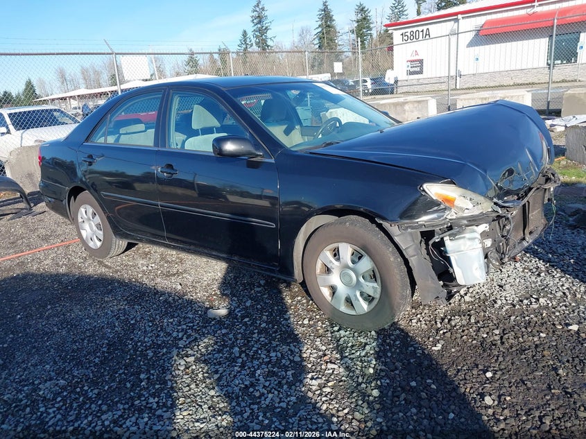 2004 Toyota Camry Le