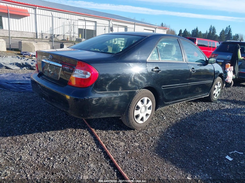 2004 Toyota Camry Le