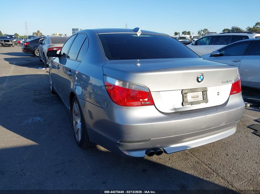 2005 BMW 530I