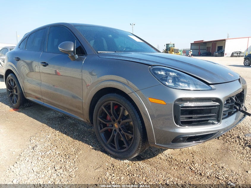 2022 Porsche Cayenne Coupe Gts