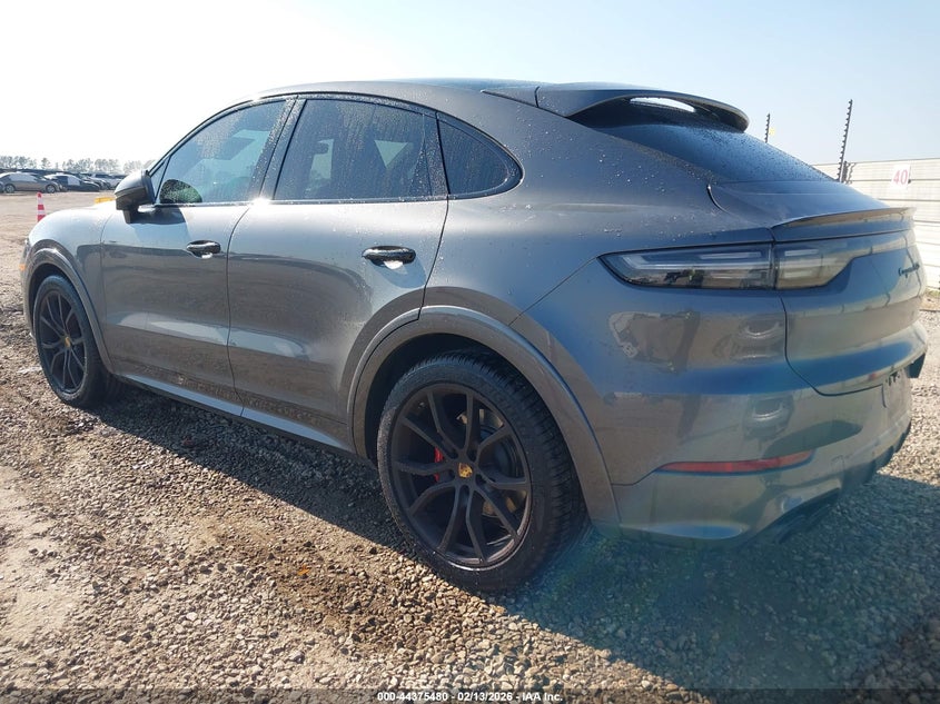 2022 Porsche Cayenne Coupe Gts