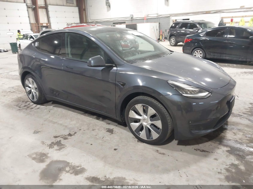 5YJYGDEEXMF065679 TESLA MODEL Y Photo 1