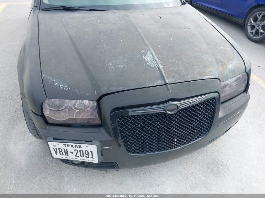 2005 Chrysler 300 Touring VIN: 2C3JA53G55H551877 Lot: 44375669
