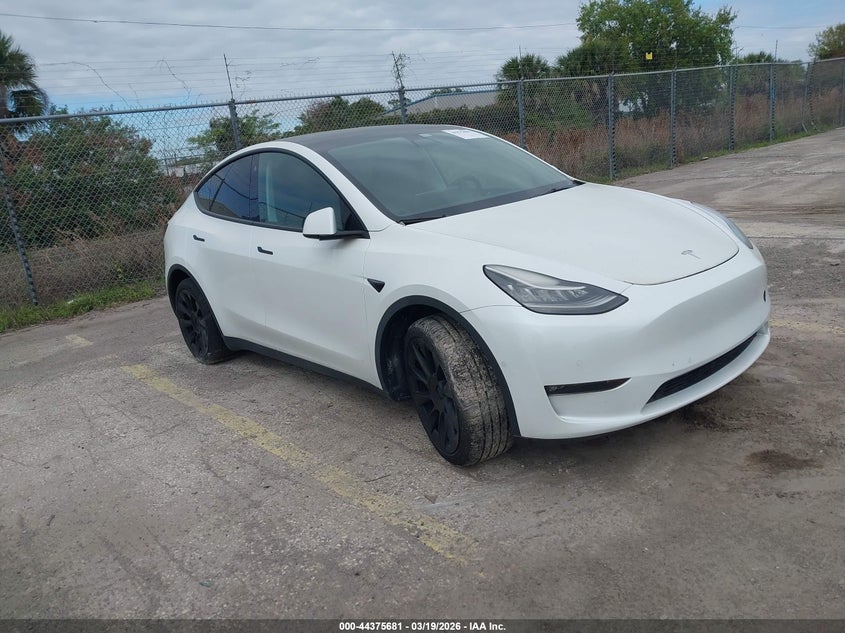 2021 Tesla Model Y Long Range Dual Motor All-Wheel Drive