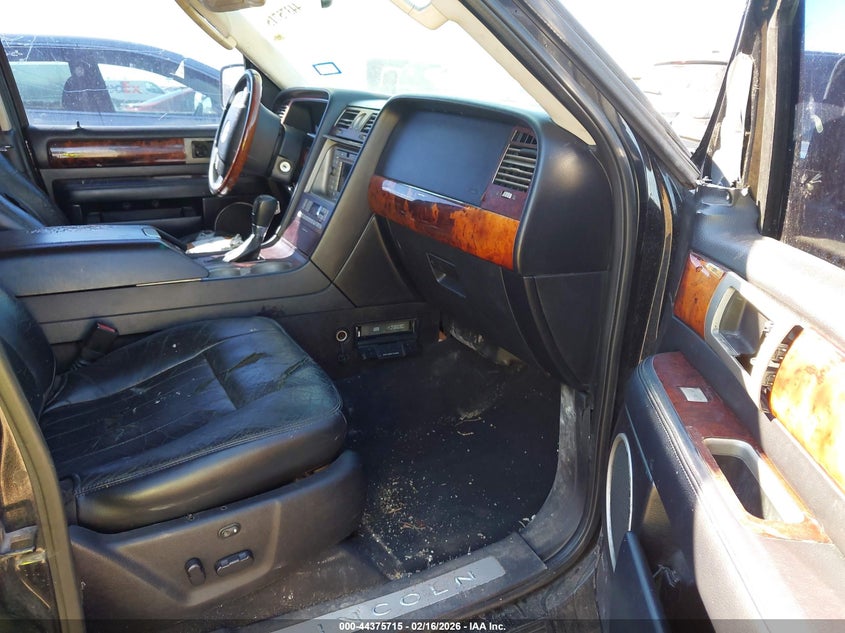 2003 Lincoln Navigator