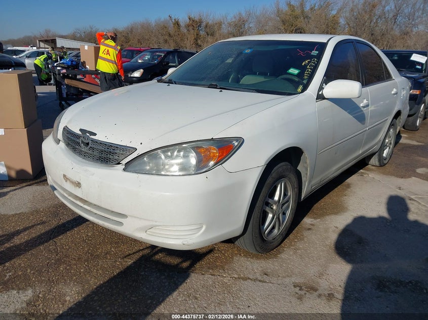 2004 Toyota Camry Le