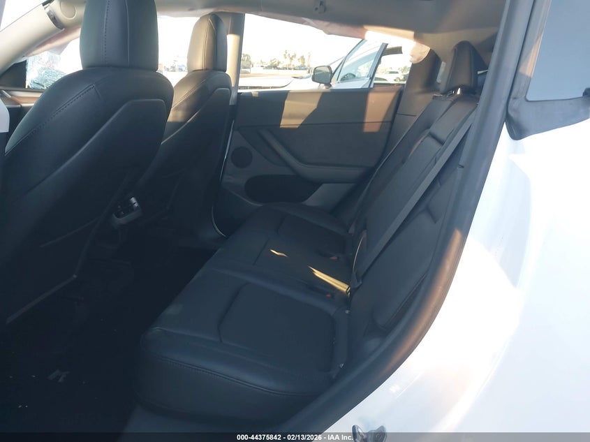 2022 TESLA MODEL Y ELECTRIC(VIN: 7SAYGDEE4NF538884