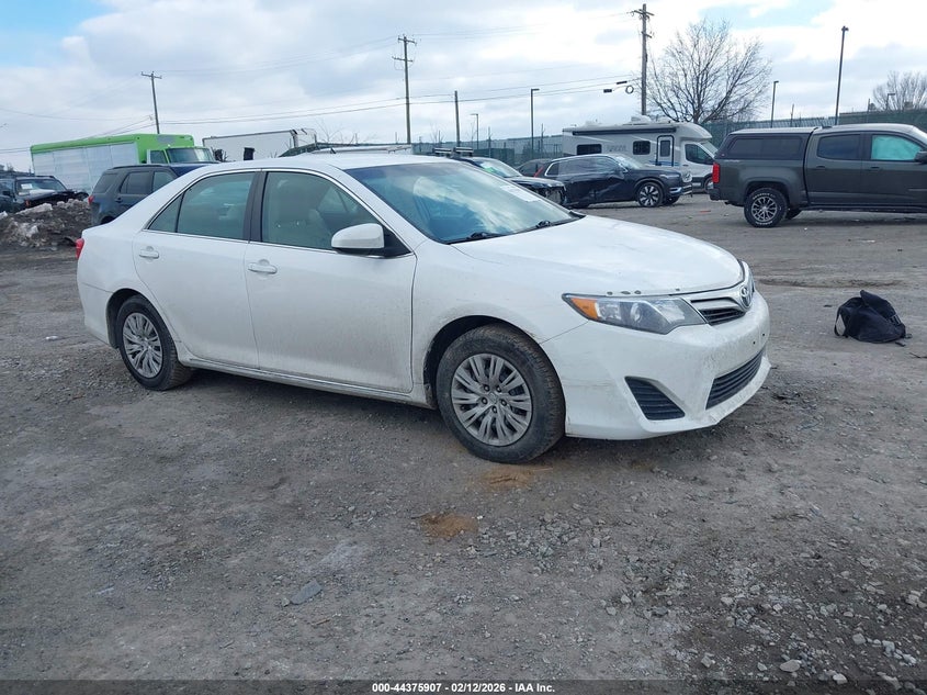 2014 Toyota Camry Le