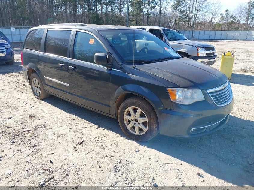 2012 Chrysler Town & Country Touring