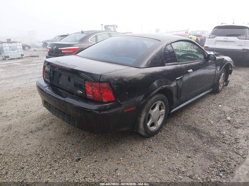 2004 Ford Mustang