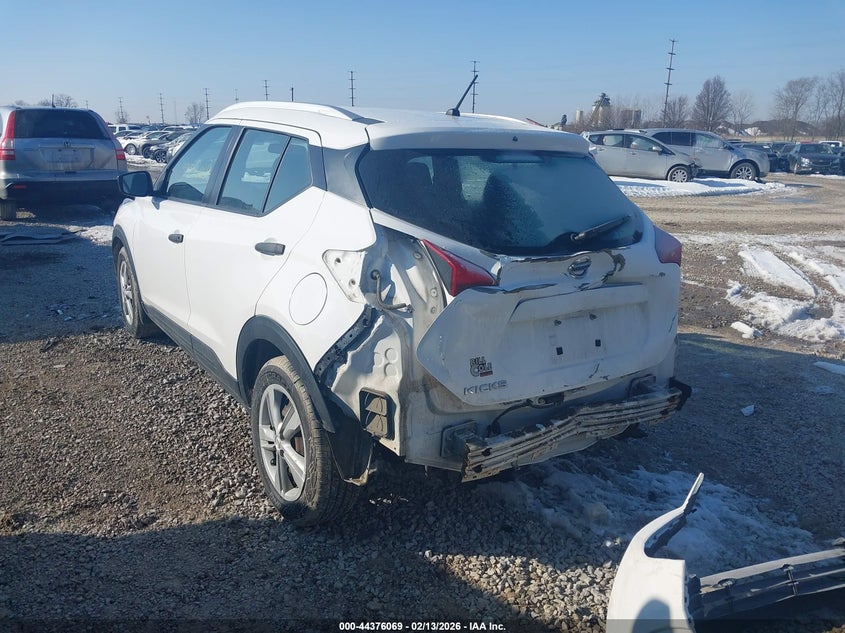 2018 Nissan Kicks S