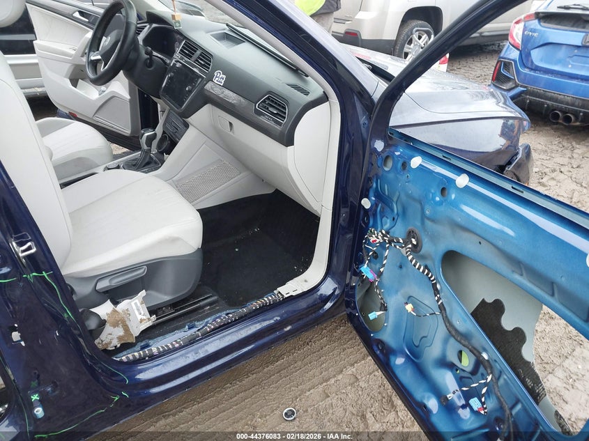 2023 VOLKSWAGEN TIGUAN 2.0L I-4 DI, DOHC, V(VIN: 3VVMB7AX9PM128228