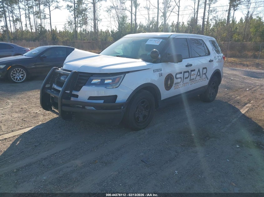 2018 FORD POLICE INTERCEPTOR UTILITY auction photo 2