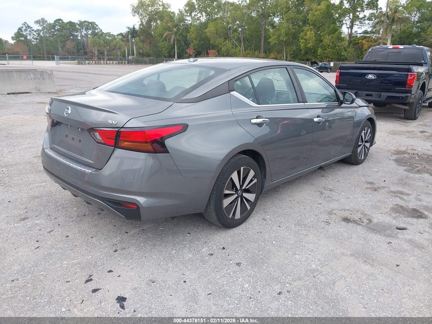 2022 Nissan Altima Sv Fwd