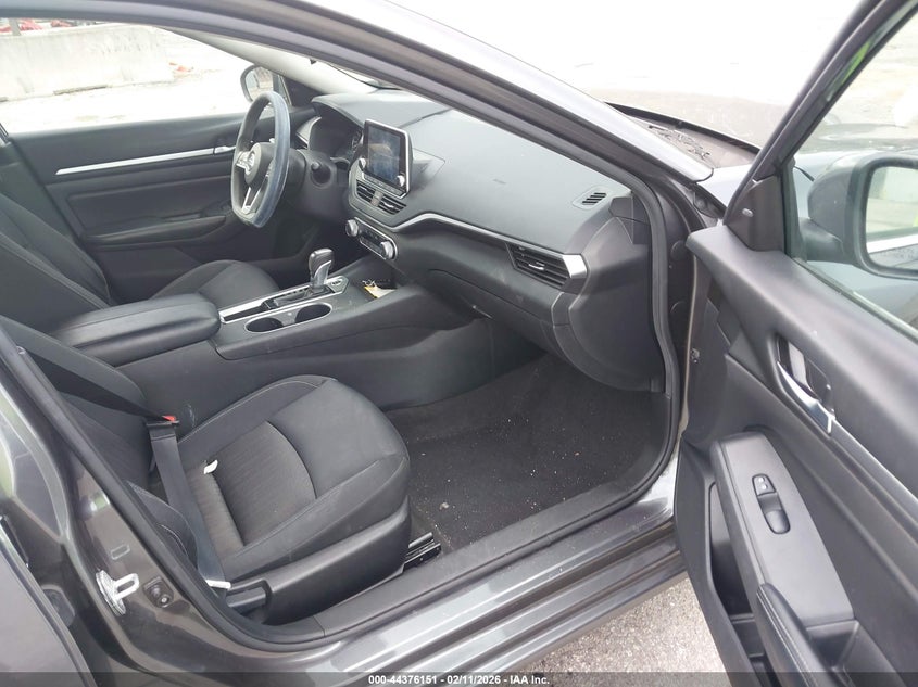 2022 Nissan Altima Sv Fwd