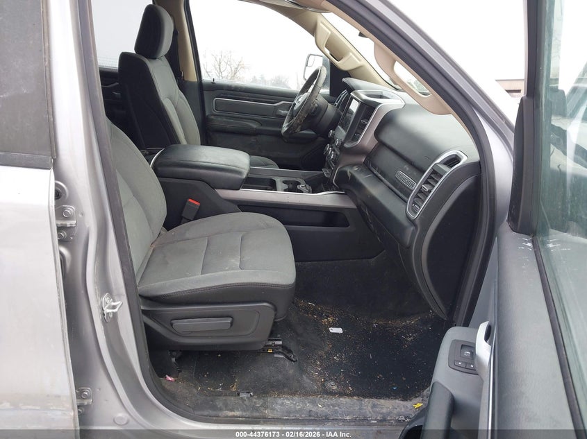 2020 Ram 1500 Big Horn 4X4 6'4 Box