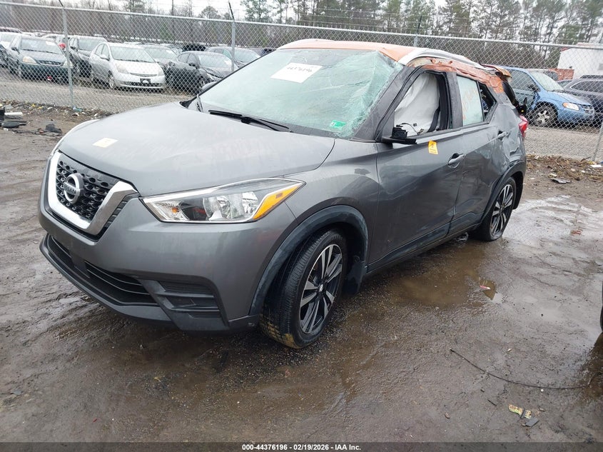 2020 Nissan Kicks Sv Xtronic Cvt