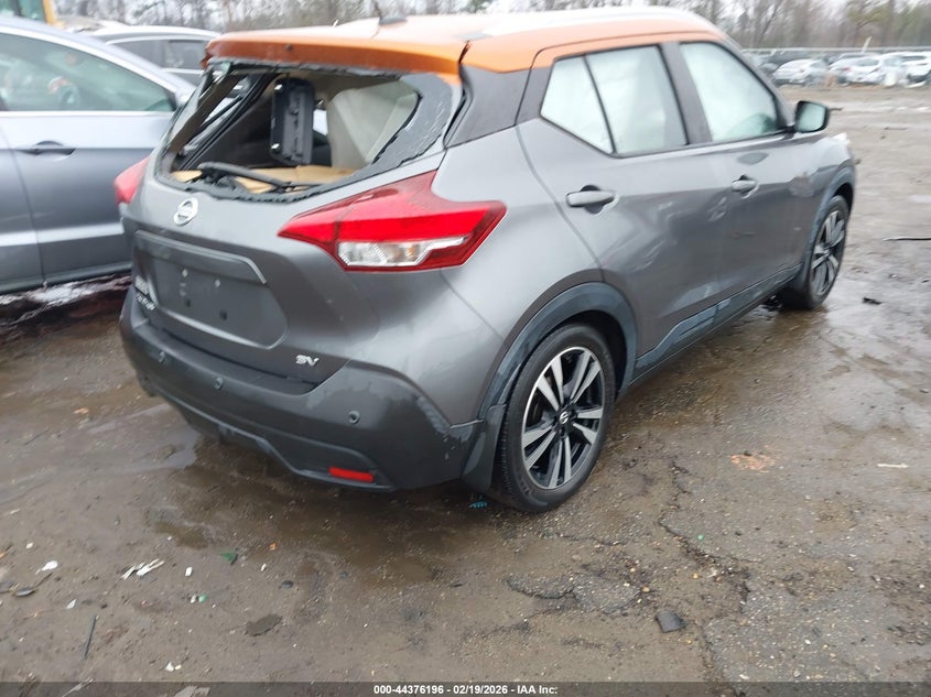 2020 Nissan Kicks Sv Xtronic Cvt