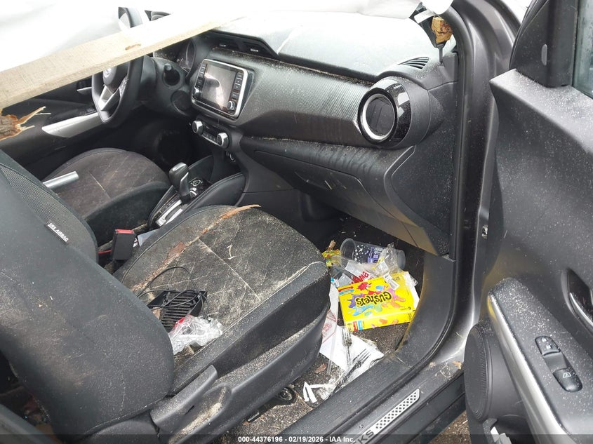 2020 Nissan Kicks Sv Xtronic Cvt