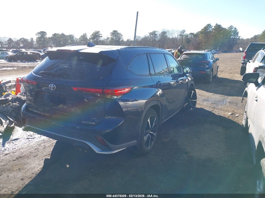 2021 Toyota Highlander Xse