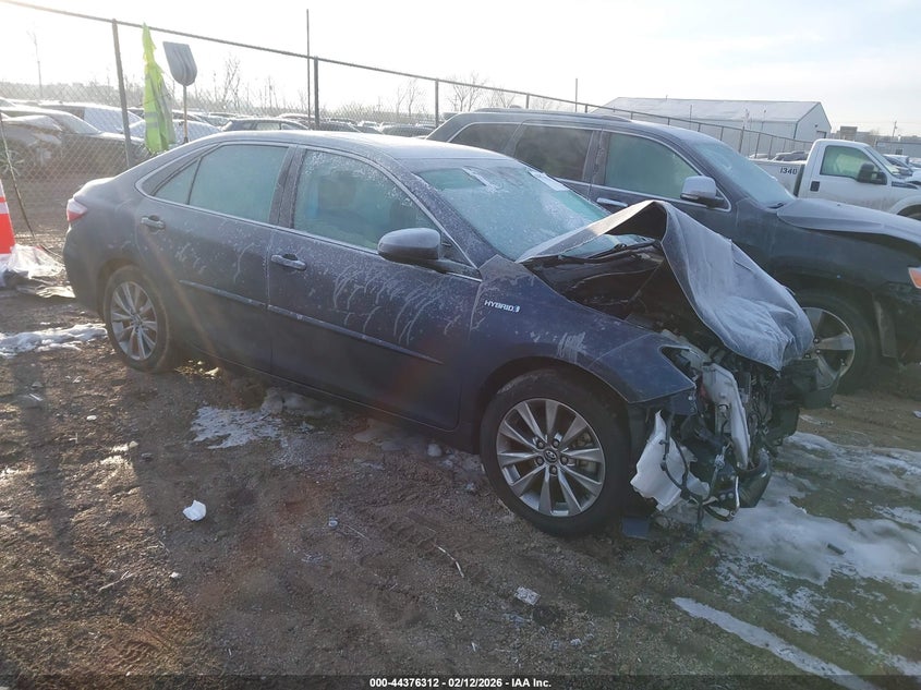 2017 Toyota Camry Hybrid Xle