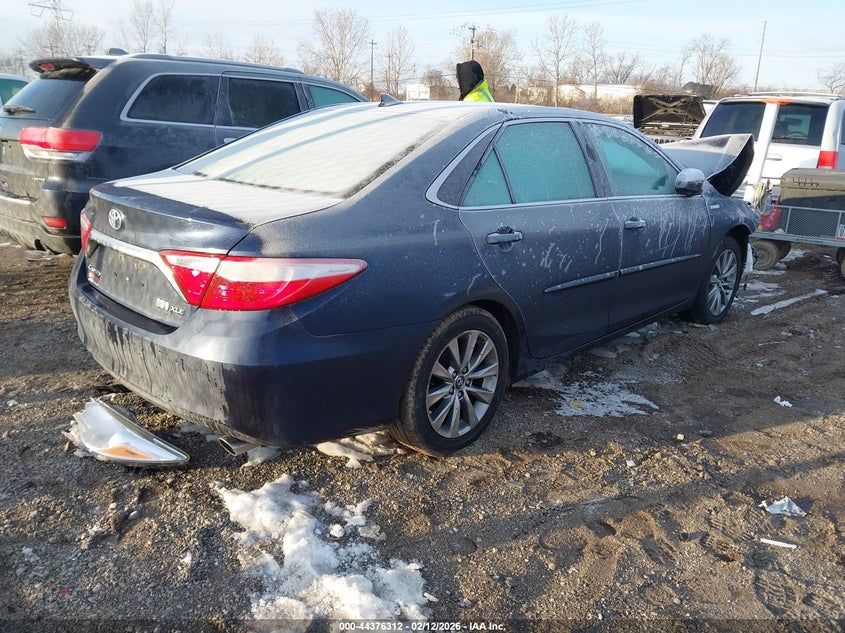 2017 Toyota Camry Hybrid Xle