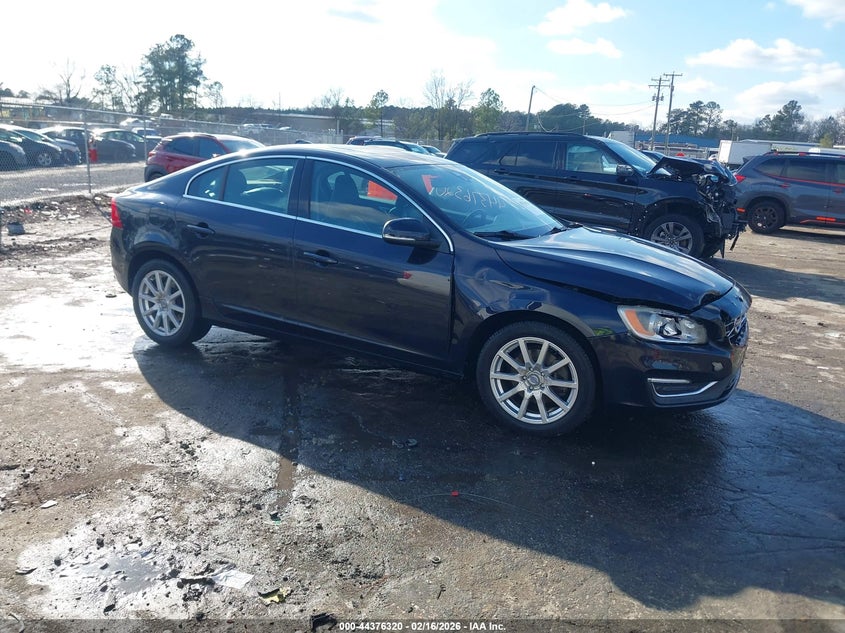 2016 Volvo S60 T5 Drive-E Premier