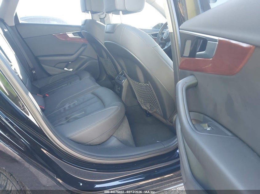 2022 AUDI A4 2.0L I-4 DI, DOHC, V(VIN: WAUABAF42NN000412