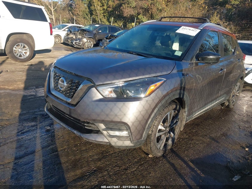 2019 Nissan Kicks Sr